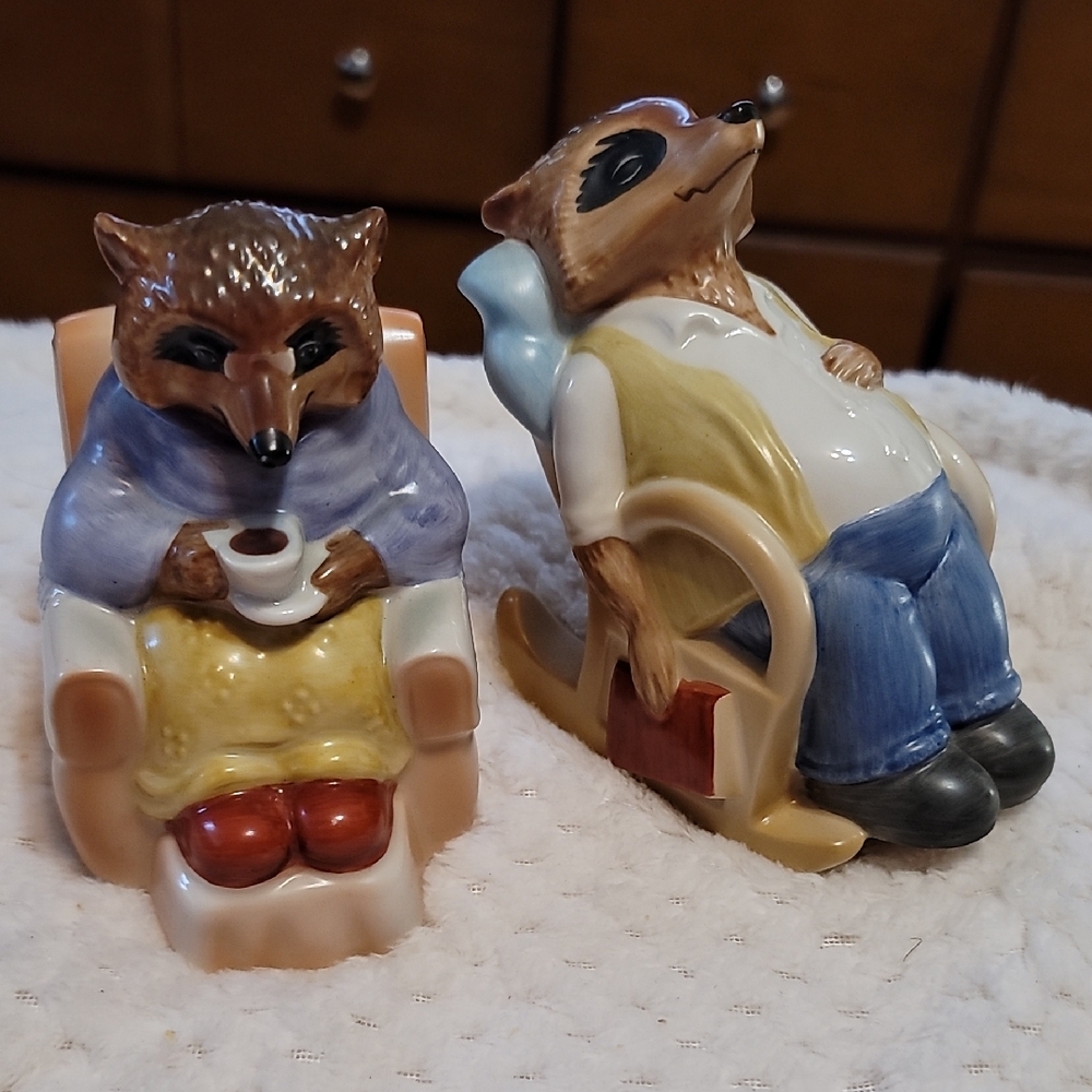THE RINGTALE RACCOONS Vintage Figurine 1981 Goebel Grandpa And Grandma
